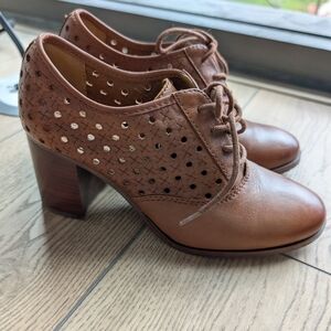 Patricia Nash Tan Leather Heeled Shoes